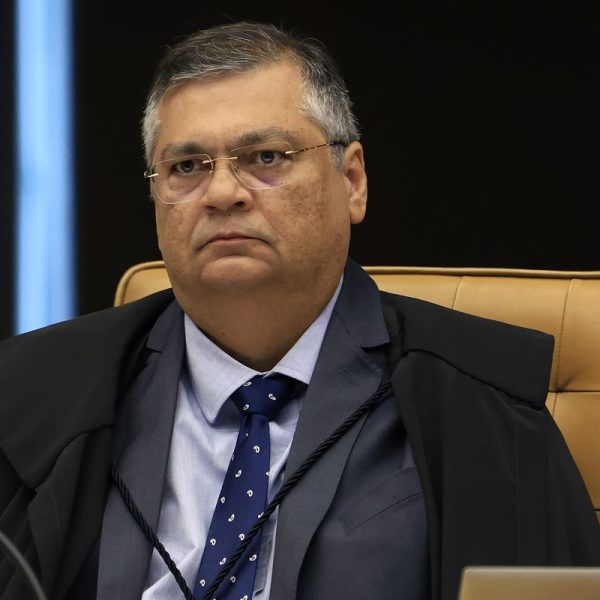Falta de Transparência nas Emendas Pix Favorece Descontrole de Recursos Públicos